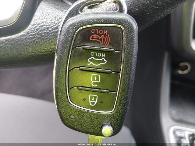 5NPE24AF4JH699728 Hyundai SONATA SE