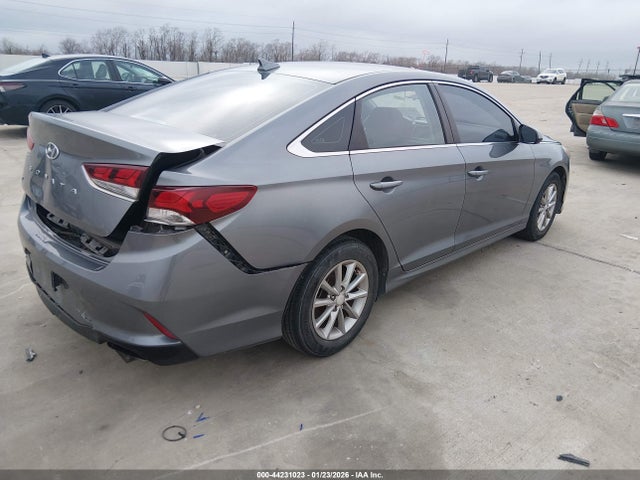 5NPE24AF4JH699728 Hyundai SONATA SE