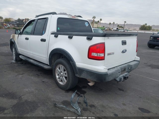 2007 FORD EXPLORER SPORT TRAC 1FMEU31K07UA46714 Photo 2