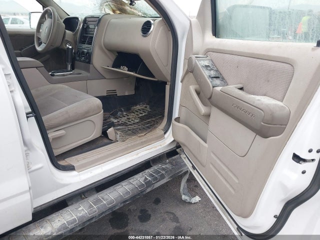 2007 FORD EXPLORER SPORT TRAC 1FMEU31K07UA46714 Photo 4