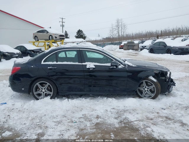44231074 :رقم المزاد ، 55SWF4KB4HU195451 vin ، 2017 Mercedes-benz C 300 Sport 4matic مزاد بيع