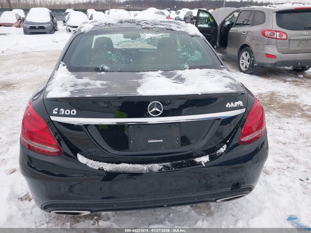 44231074 :رقم المزاد ، 55SWF4KB4HU195451 vin ، 2017 Mercedes-benz C 300 Sport 4matic مزاد بيع