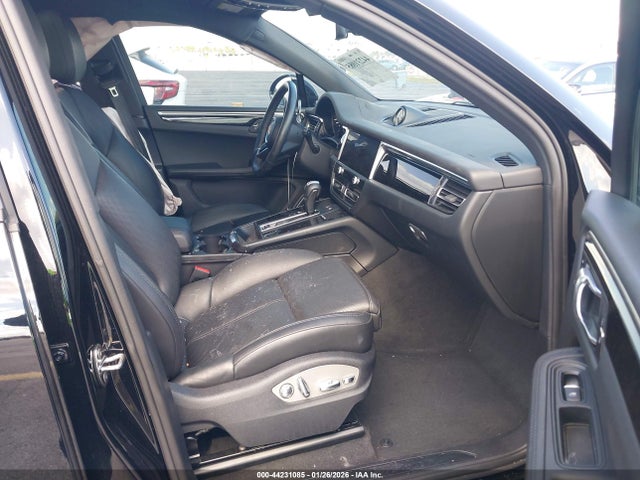 2022 PORSCHE MACAN WP1AA2A57NLB08658 Photo 4