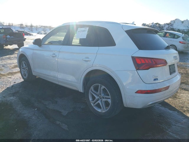 2018 AUDI Q5 WA1ANAFY4J2004724 Photo 2