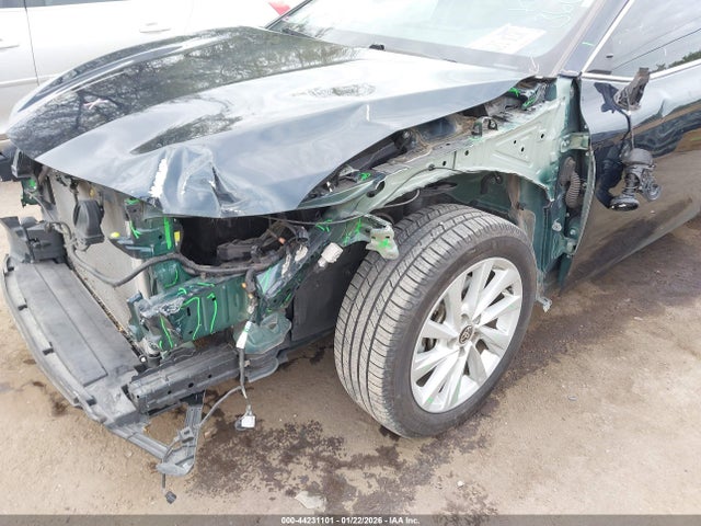 4T1C11AK6MU471211 Toyota CAMRY LE