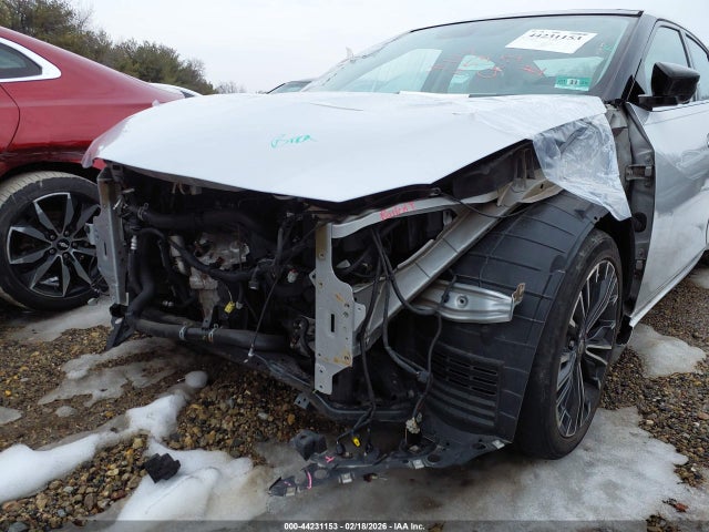 44231153 :رقم المزاد ، 1N4AA6AP0GC904297 vin ، 2016 Nissan Maxima 3.5 Platinum مزاد بيع