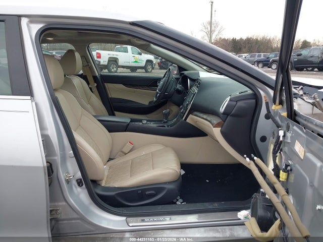 44231153 :رقم المزاد ، 1N4AA6AP0GC904297 vin ، 2016 Nissan Maxima 3.5 Platinum مزاد بيع