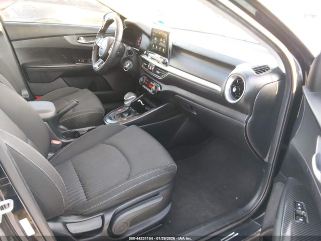 3KPF24AD9KE104347 KIA Forte Lxs