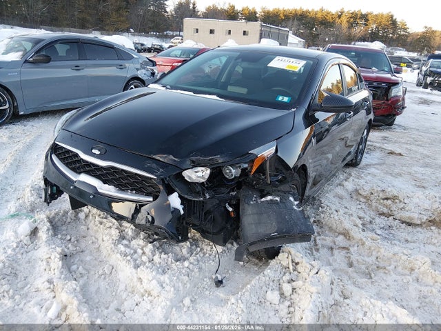 3KPF24AD9KE104347 KIA Forte Lxs