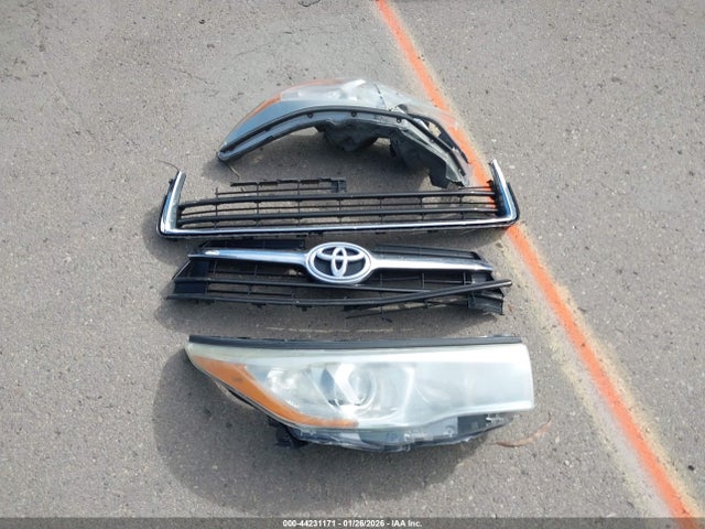 5TDJKRFH9GS319436 Toyota Highlander Xle V6