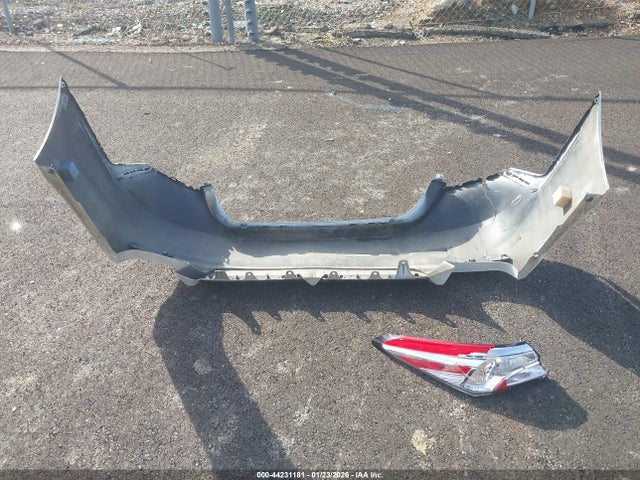 4T1G11AK0LU942527 Toyota CAMRY SE