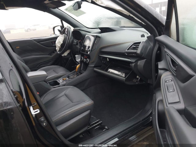 JF2SKAJC8RH422177 Subaru Forester Wilderness