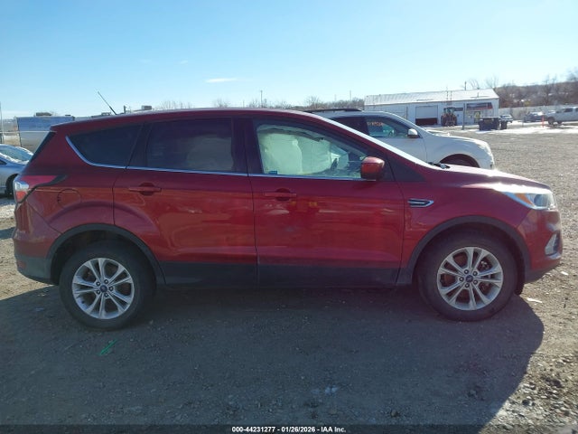 1FMCU9G97HUA81895 Ford ESCAPE SE