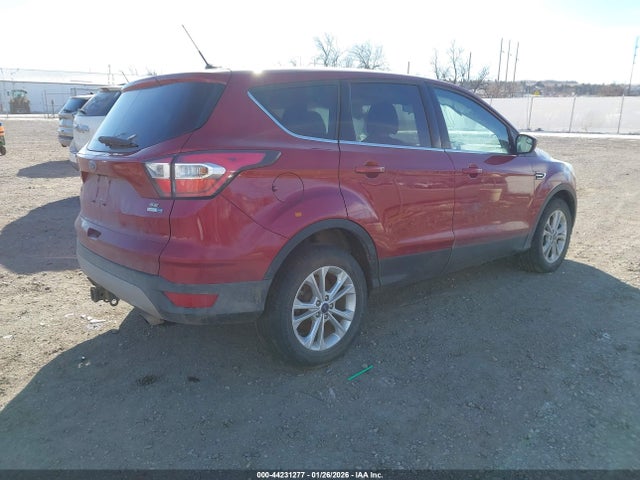 1FMCU9G97HUA81895 Ford ESCAPE SE