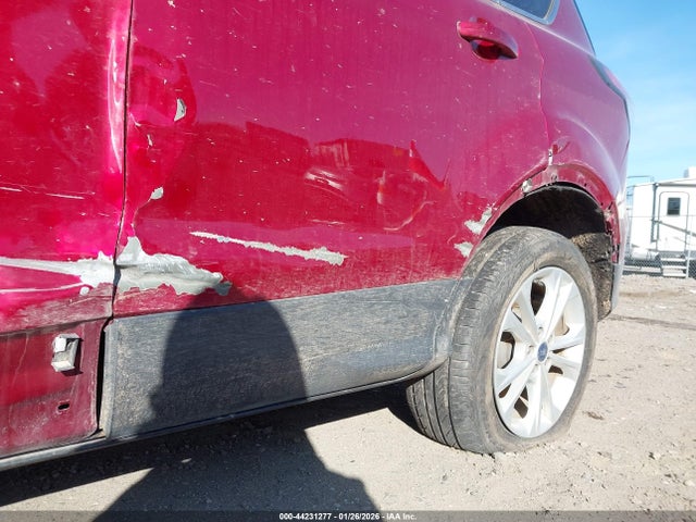 1FMCU9G97HUA81895 Ford ESCAPE SE