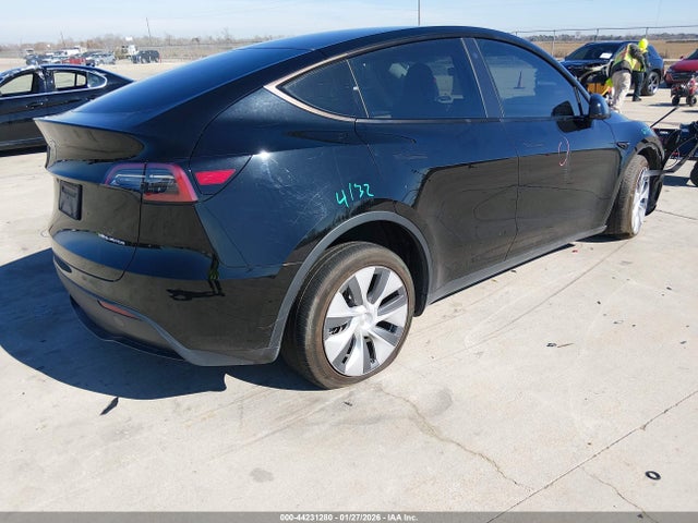 2023 TESLA MODEL Y 7SAYGDEE7PA123347 Photo 3