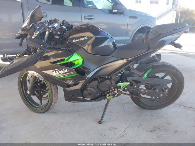 Kawasaki EX400 2023 JKAEXKH1XPDAN9079 Image 14