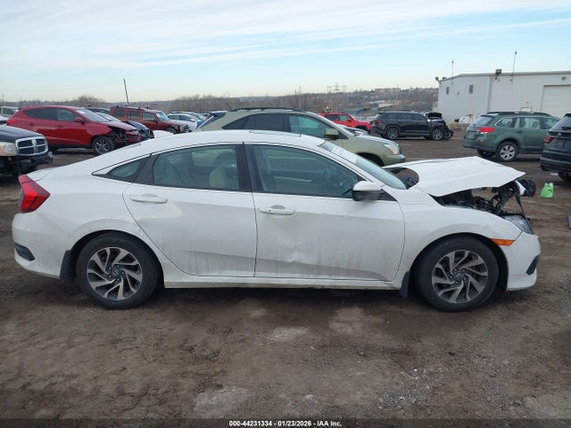 Honda CIVIC EX 2017 2HGFC2F7XHH568296 Image 13