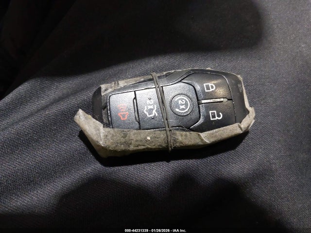 2LMTJ6LR6GBL30435 Lincoln Mkx Reserve