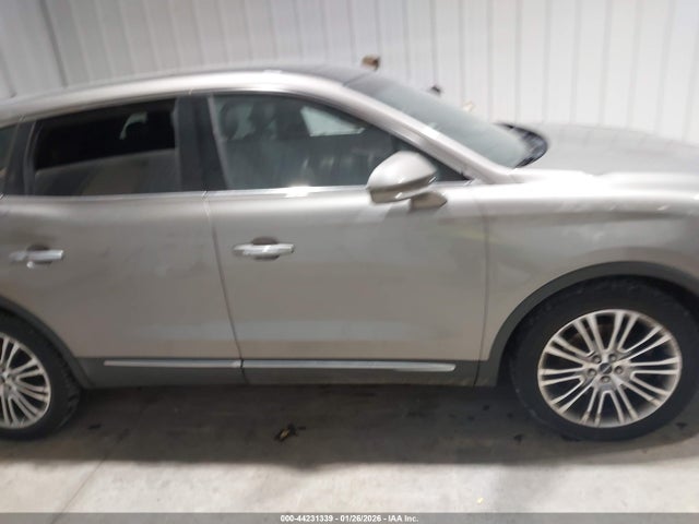 2LMTJ6LR6GBL30435 Lincoln Mkx Reserve