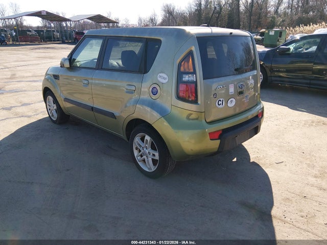 2010 KIA SOUL KNDJT2A25A7190880 Photo 2