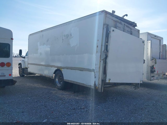 44231357 :رقم المزاد ، 1GBJ6V1B18F416829 vin ، 2008 Chevrolet Cc6500 مزاد بيع