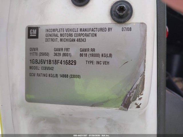 44231357 :رقم المزاد ، 1GBJ6V1B18F416829 vin ، 2008 Chevrolet Cc6500 مزاد بيع