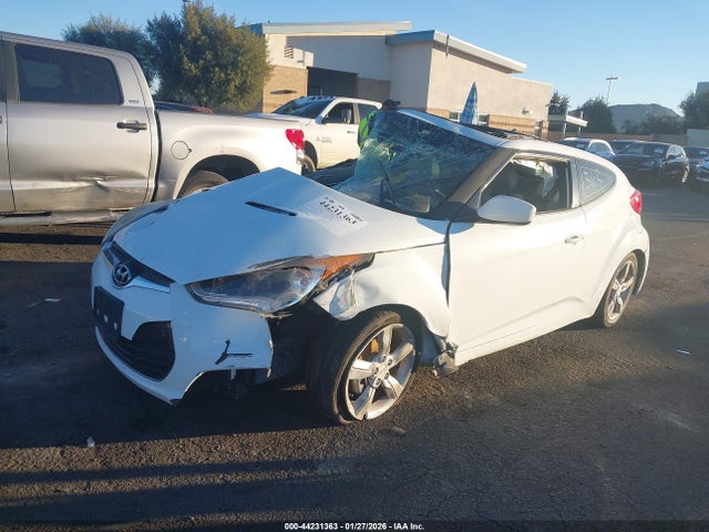 KMHTC6ADXEU185260 Hyundai Veloster Base W/gray