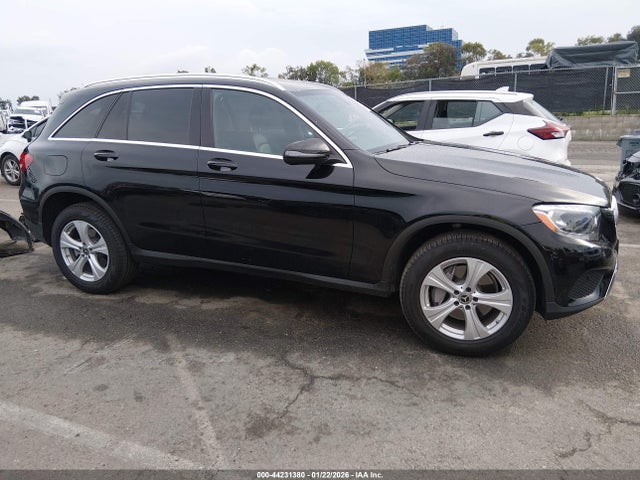WDC0G4JB7HV011914 Mercedes-Benz GLC 300