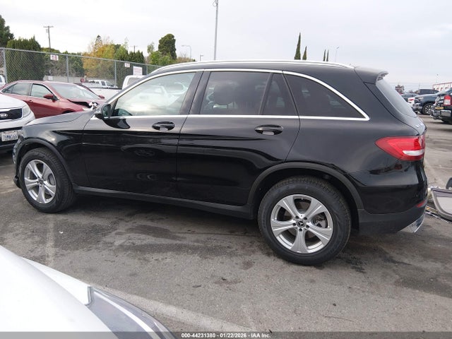 WDC0G4JB7HV011914 Mercedes-Benz GLC 300