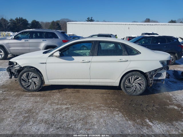 44231416 :رقم المزاد ، 3VWG57BU4KM181609 vin ، 2019 Volkswagen Jetta 1.4t Sel Premium مزاد بيع