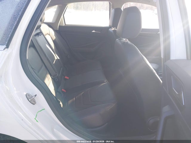 44231416 :رقم المزاد ، 3VWG57BU4KM181609 vin ، 2019 Volkswagen Jetta 1.4t Sel Premium مزاد بيع