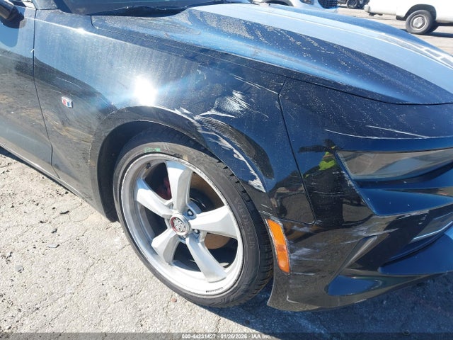2017 CHEVROLET CAMARO 1G1FB3DS7H0140262 Photo 5