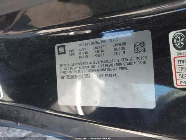 2017 CHEVROLET CAMARO 1G1FB3DS7H0140262 Photo 8