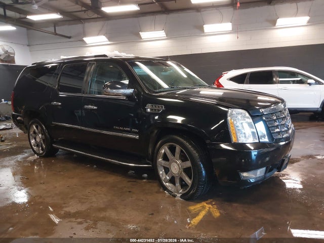 2011 CADILLAC ESCALADE ESV 1GYS4HEF9BR316322 Photo 0