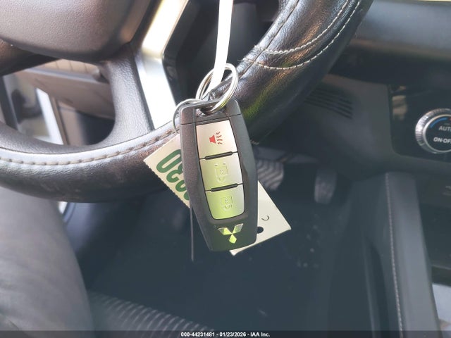 2022 MITSUBISHI OUTLANDER JA4J4TA8XNZ036127 Photo 10