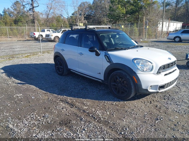 2016 MINI COUNTRYMAN WMWZC5C58GWU03876 Photo 0