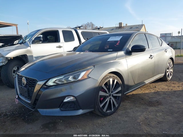 1N4BL4CV4KC174711 Nissan Altima 2.5 Sr