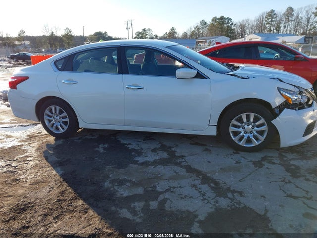Nissan Altima 2.5/2.5 S/2.5 Sl/2.5 Sr/2.5 Sv 2016 1N4AL3AP5GC203456 Image 13
