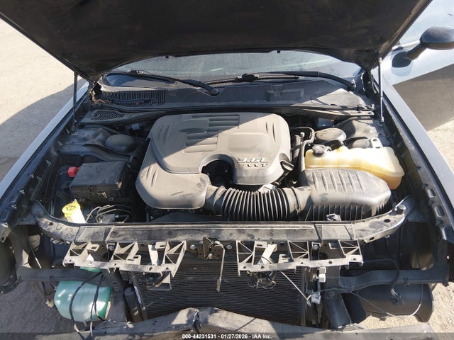 2C3CDZAGXKH638034 Dodge Challenger Sxt