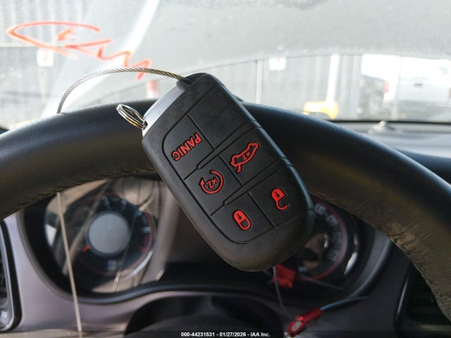 2C3CDZAGXKH638034 Dodge Challenger Sxt