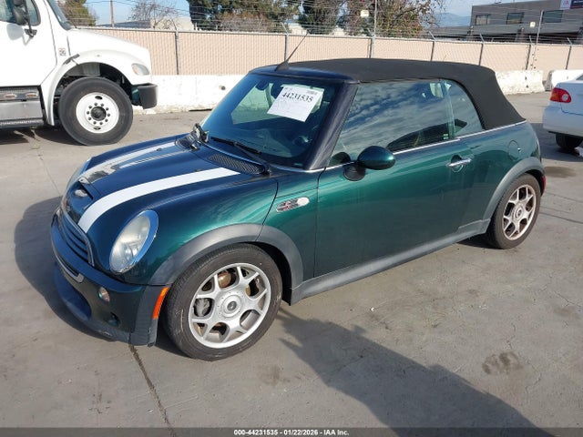 44231535 :رقم المزاد ، WMWRH33538TU81698 vin ، 2008 Mini Cooper S مزاد بيع