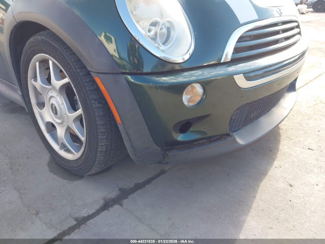 44231535 :رقم المزاد ، WMWRH33538TU81698 vin ، 2008 Mini Cooper S مزاد بيع