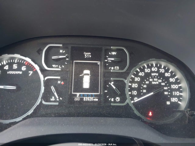 5TFDY5F16JX730222 Toyota Tundra Sr5 5.7l V8