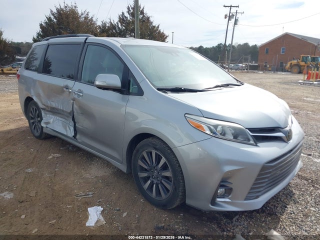 2019 TOYOTA SIENNA 5TDYZ3DC6KS995527
