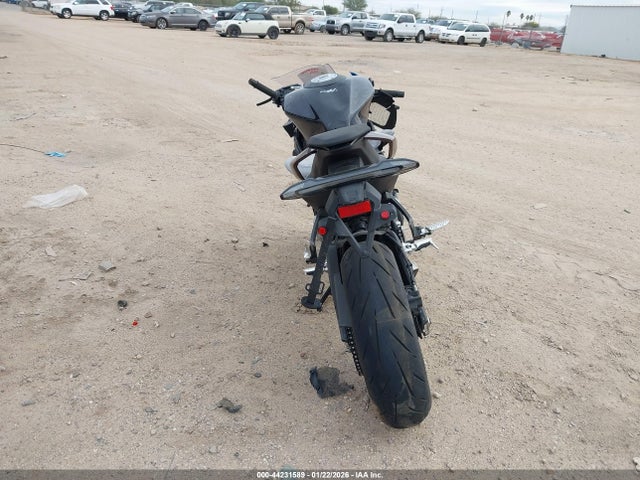 LCEPEVLP3T6001036 Cf Moto 675ss