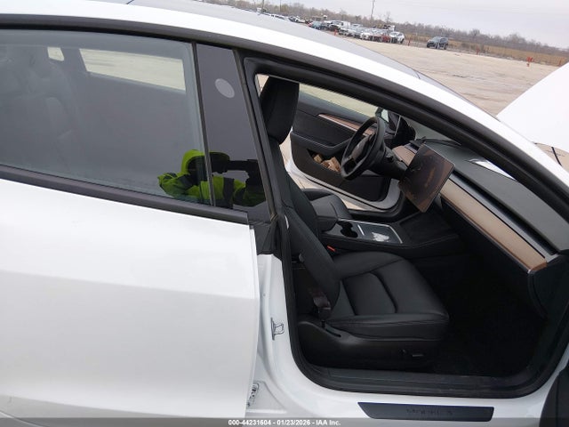 2023 TESLA MODEL 3 5YJ3E1EA6PF606260 Photo 4