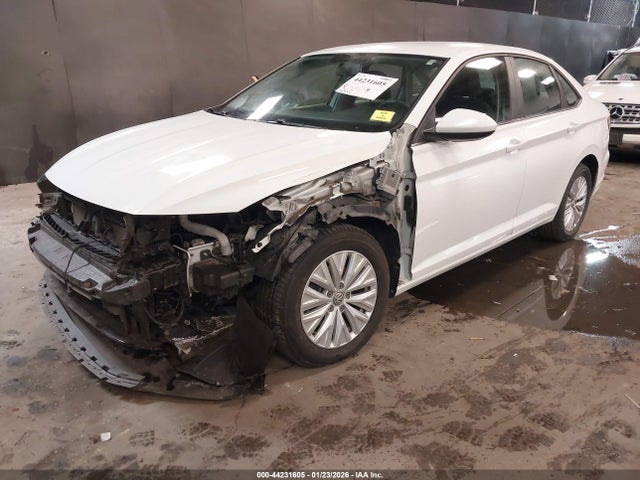 2019 Volkswagen Jetta 1.4t R-line/1.4t S/1.4t Se მანქანა იყიდება აუქციონზე, vin: 3VWC57BU0KM065905, აუქციონის ნომერი: 44231605