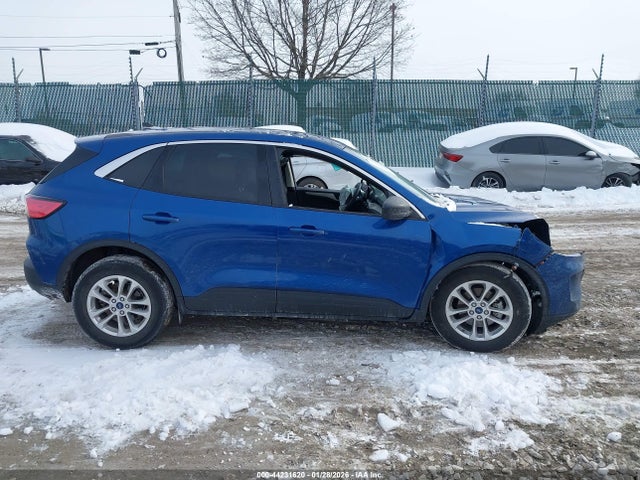 1FMCU0BZ4NUB02619 Ford Escape Se Hybrid