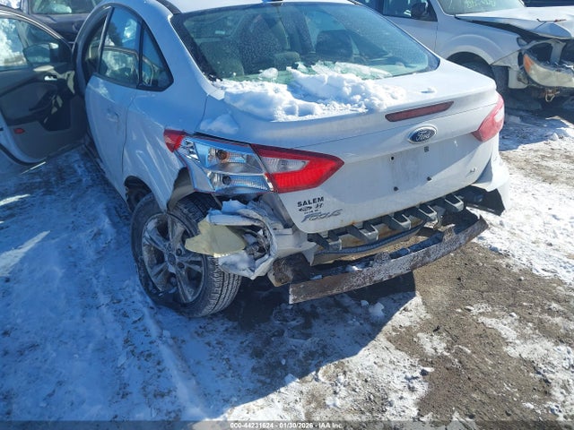 1FADP3F20EL188425 Ford FOCUS SE
